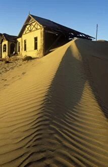 Abandoned Gallery: Namibia - Kolmanskop the abandoned ghost town of