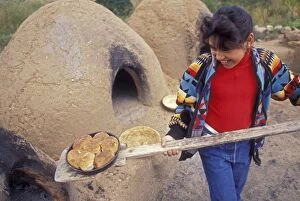 Bread Gallery: Native American Child - Taos Pueblo