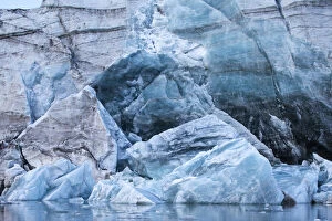 Broken Gallery: Norway, Svalbard, Spitsbergen Island, Broken
