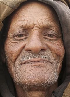 Images Dated 9th October 2010: Old Fisherman - Oualidia