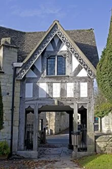 Images Dated 12th November 2008: Old Lychgate - St Mary's Church - Painswick Cotswolds UK