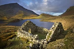 Images Dated 6th January 2008: Old ruin over looking Llyn Dwyarchen in beautiful stormy light - North Wales - UK
