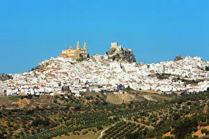 Towns Collection: Olvera - traditional white township, Cadiz, Andalucia, Spain