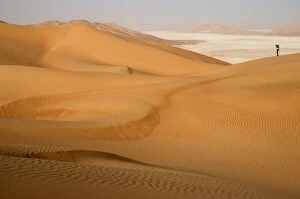 Dune Gallery: Oman, Rub Al Khali desert, photographer