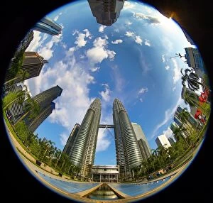 Petronas Twin Towers skyscrapers, KLCC, Kuala Lumpur, Ma