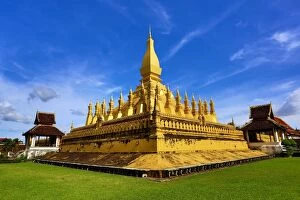 Buddhism Gallery: Pha That Luang gold Stupa, Vientiane, Laos Paul Brown
