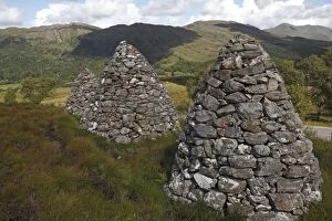Images Dated 25th August 2010: Picts House Brochs / Stone Pyramids