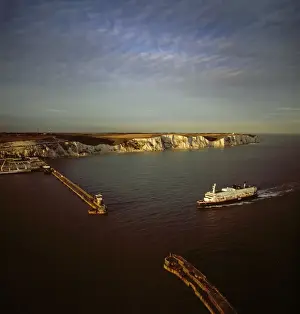 Ports Prints: Picture No. 10741133