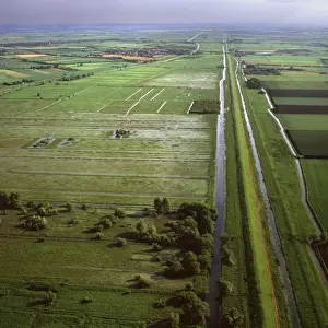 Farmland Prints: Picture No. 10741274