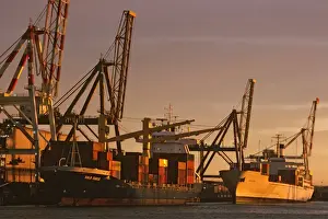 Ports Prints: Picture No. 10764593