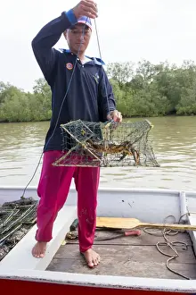 Fishermen Prints: Picture No. 11049911
