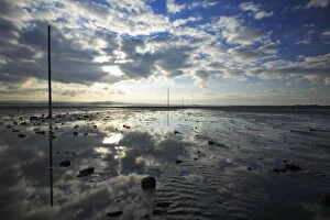 Images Dated 3rd October 2007: Pilgrim's Way - tidal causeway to Holy Island