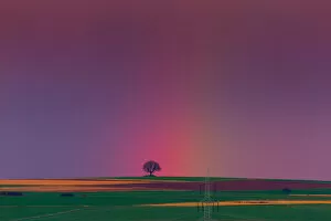 Images Dated 9th August 2020: Rainbow, appearing over arable land, Lower Saxony, Germany Date: 29-Mar-16