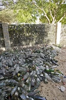 Images Dated 18th February 2006: Recycling - wall built out of wine bottles. Lamu, Kenya