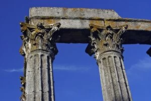 Images Dated 23rd April 2007: Roman Temple - detailed study, Evora, World Heritage city, Alentejo, Portugal