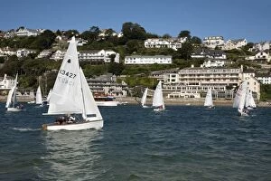 Images Dated 8th August 2007: Salcombe - boats on the Kingsbridge Estuary