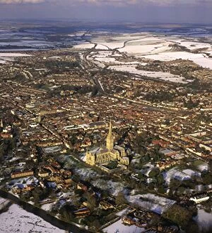 Cities Gallery: Salisbury Cathedral and city in snow, Wiltshire