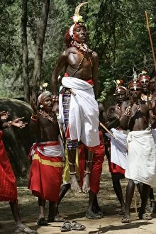 Images Dated 14th August 2004: Samburu Dancers - Kenya - Africa
