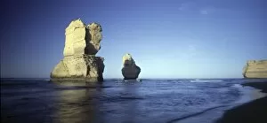 Sandstone formation - From the Twelve Apostles, Port Campbell Na