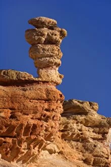 Images Dated 23rd April 2010: Sandstone Formation - rock formation of red sandstone
