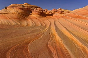 Images Dated 29th April 2009: Second Wave - carved rock made of jurrasic-age Navajo Sandstone that is approximately 190 millions