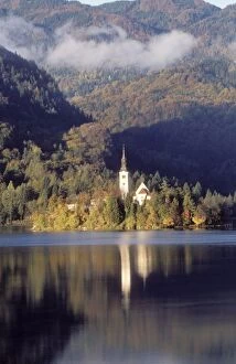 Images Dated 14th July 2004: Slovenia Lake Bled at Dawn with Island & Church, Blejski Otok