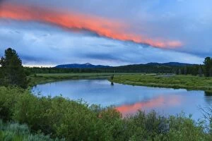 Bend Gallery: Snake River - at dawn - Oxbow Bend Grand Teton National
