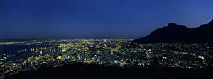 Bowl Gallery: South Africa, Cape Town, Street lights of