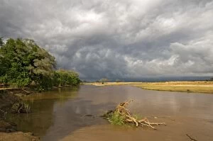 Images Dated 27th November 2011: Storm clouds brewing over Zambesi Valley