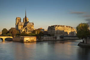Sunrise over Cathedral Notre Dame along