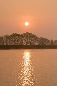 Images Dated 24th April 2011: Sunrise at Hickling Broad