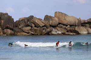 Images Dated 7th November 2010: Surfers - Grande Anse