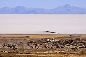 Tahua and Salar de Uyuni - the little community
