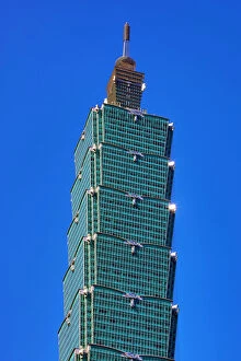 Center Gallery: Taipei 101 skyscraper in Xinyi District, Taipei, Taiwan
