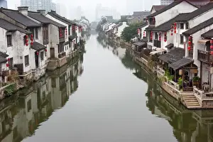 Canal Prints: Traditional houses along the Grand Canal, Wuxi, Jiangsu Province, China Date: 20-09-2018