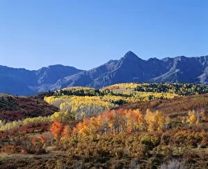 USA - Colorado, Autumn colours in Rocky Mountains The Rockies