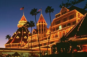 Night Collection: USA FG 11426 Hotel del Coronado, with December lights, San Diego California