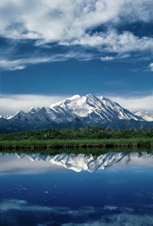 Reflections Collection: USA - Mount McKinley from reflection pond Alaska