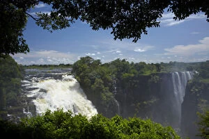 Zimbabwe Gallery: Victoria Falls or Mosi-oa-Tunya (The Smoke)