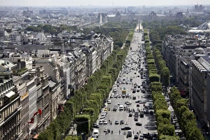 Avenue Gallery: The view of Avenue des Champs Elysees. Paris