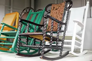 Vintage Prints: Vintage Rocking Chairs in New York City, New York, USA Date: 29-12-2017