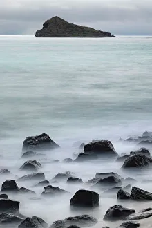 Ecuador Gallery: Waves crashing over lava rocks on shoreline of Espanola