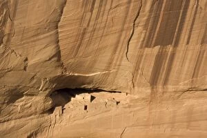 Images Dated 31st March 2005: The White House Ruin Canyon de Chelly National