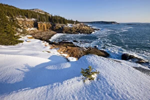 A winter morning on the Maine coast in Acadia