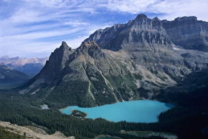 Center Gallery: Wiwaxy Peaks (left of center) and Mount