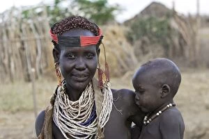 Women and baby Karo ethnic group