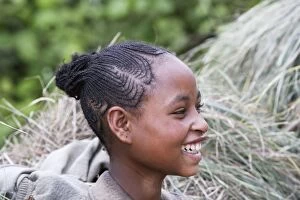 Images Dated 12th August 2005: Young girl, Awasa, Arsi Region, Ethiopia